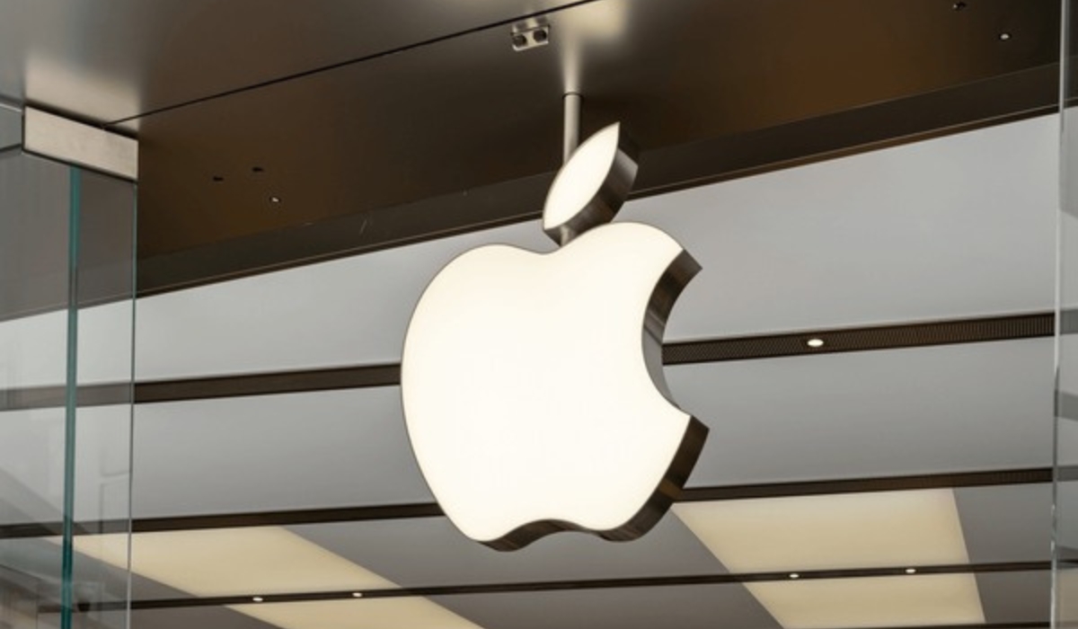 Apple Surpasses $4 Trillion Market Value, Becomes Third Tech Giant to Hit Milestone